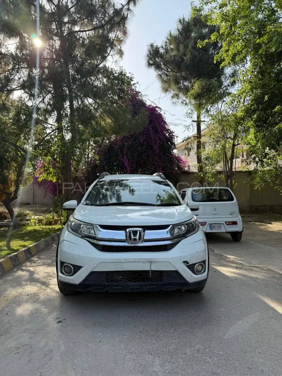 Honda BR-V 2017 for Sale in Islamabad Image-1