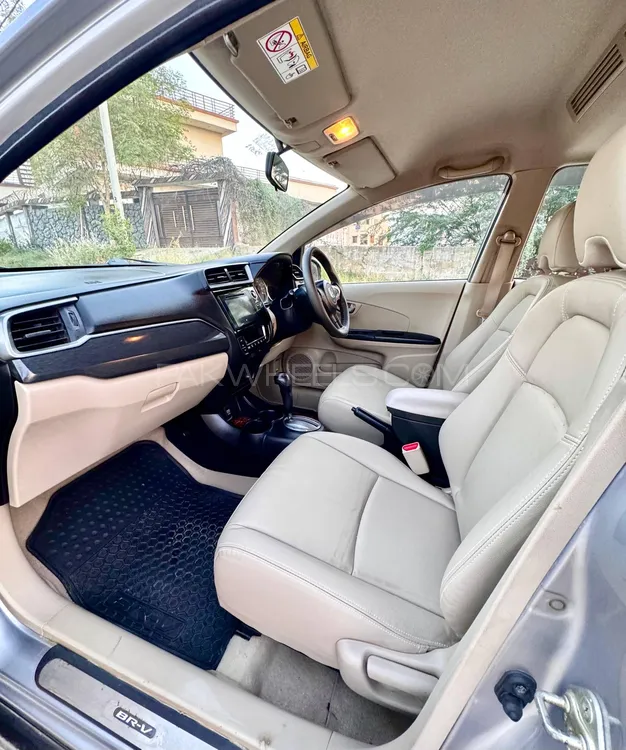 Honda BR-V 2021 for Sale in Karachi Honda BR-V 2021 for Sale in Karachi Image-9