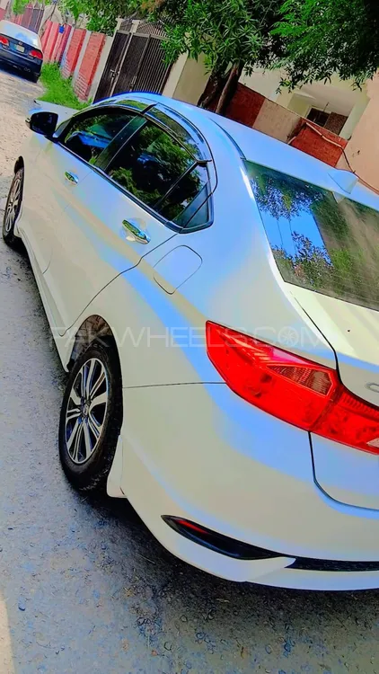 ہونڈا سٹی 2023 for Sale in فیصل آباد ہونڈا سٹی 2023 for Sale in فیصل آباد Image-6