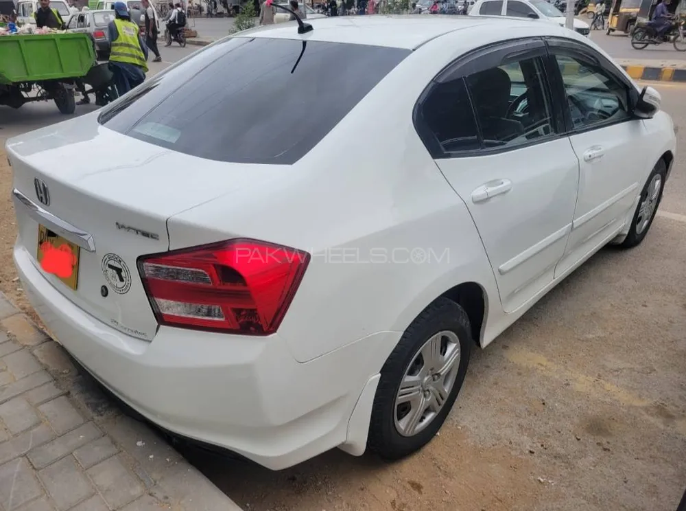 ہونڈا سٹی 2018 for Sale in کراچی ہونڈا سٹی 2018 for Sale in کراچی Image-4