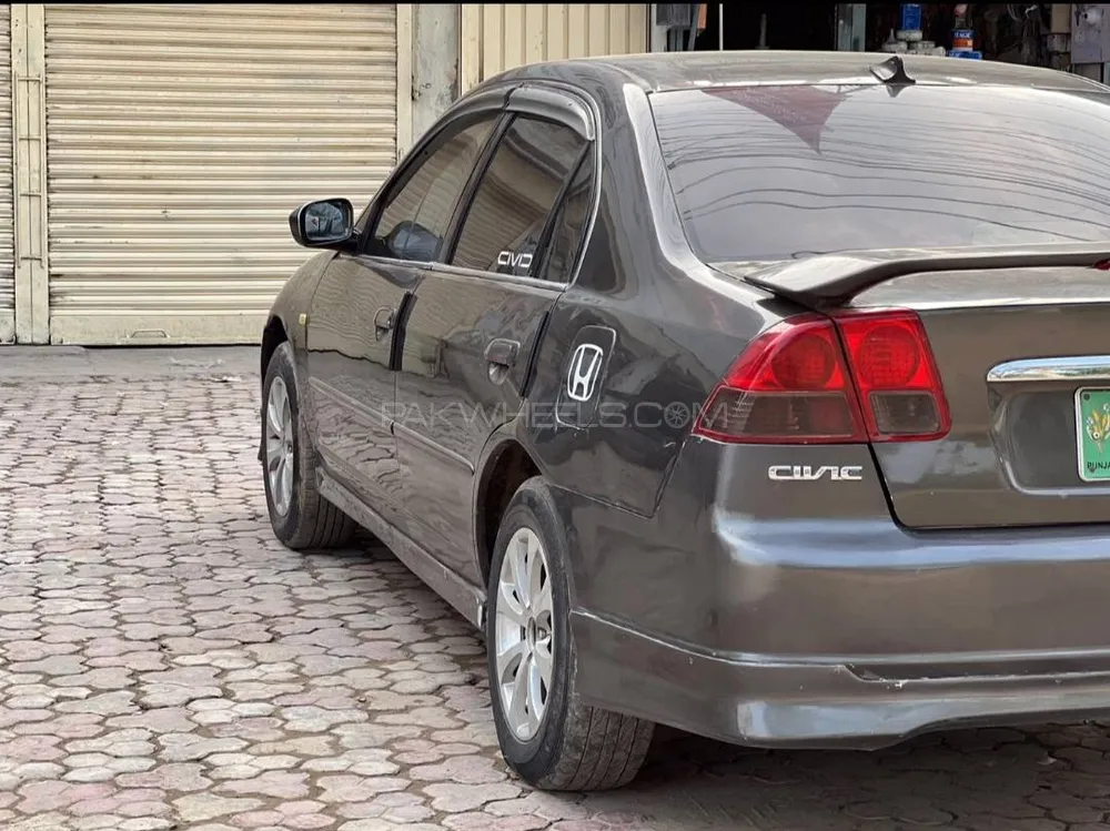 Honda Civic 2005 for Sale in Gujranwala Honda Civic 2005 for Sale in Gujranwala Image-11