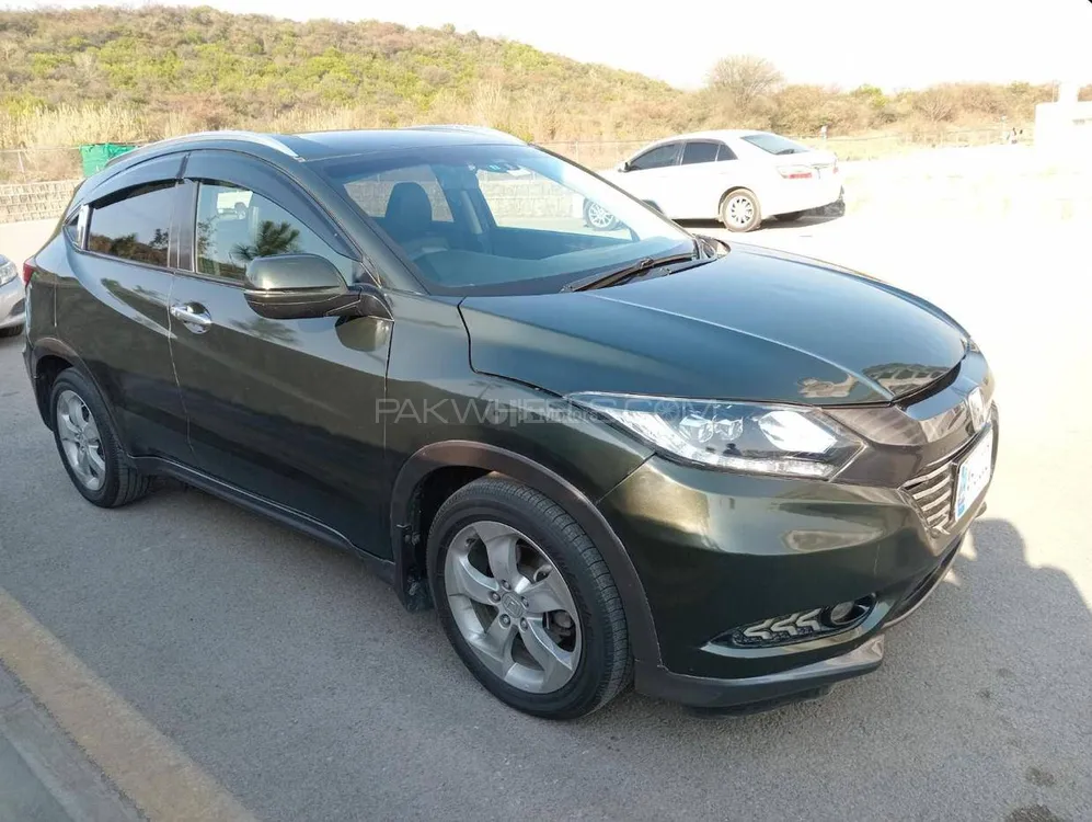 Honda Vezel 2014 for Sale in Islamabad Image-1