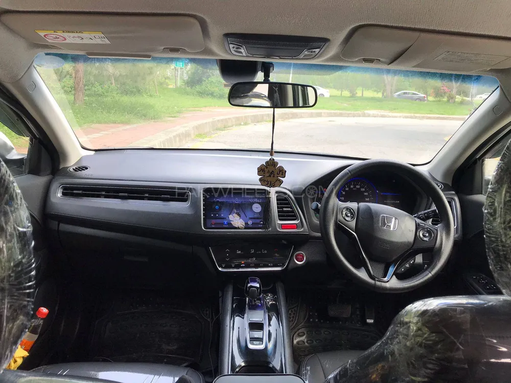 Honda Vezel 2015 for Sale in Islamabad Honda Vezel 2015 for Sale in Islamabad Image-6
