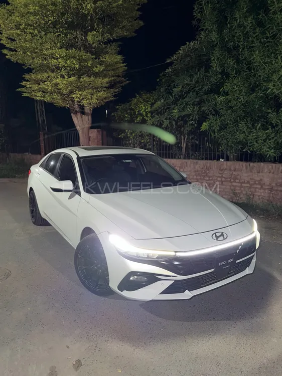 Hyundai Elantra 2024 for Sale in Faisalabad Image-1