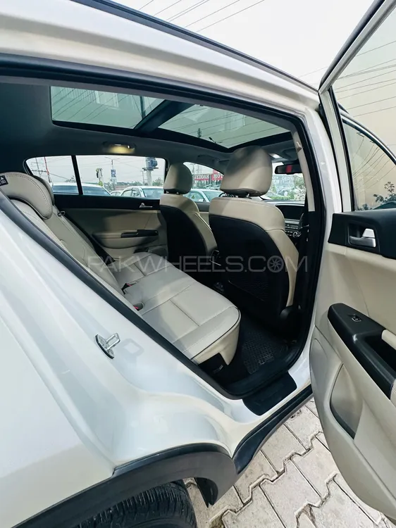 KIA Sportage 2021 for Sale in Peshawar KIA Sportage 2021 for Sale in Peshawar Image-11