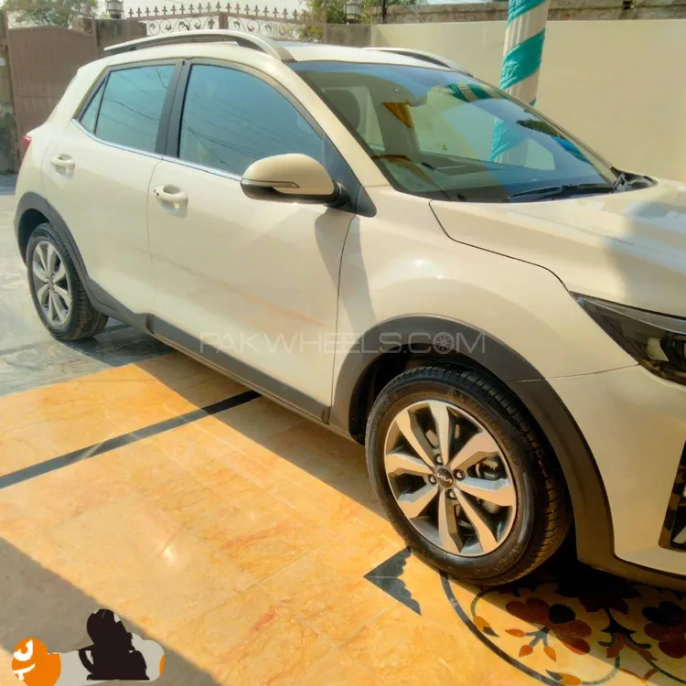 KIA Stonic 2022 for Sale in Rawalpindi KIA Stonic 2022 for Sale in Rawalpindi Image-3