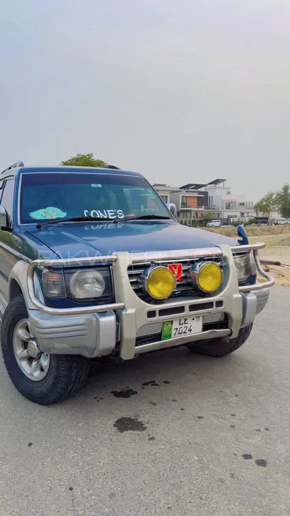 Mitsubishi Pajero 1993 for Sale in Lahore Image-1