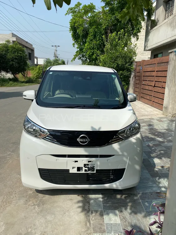 Nissan Dayz 2024 for Sale in Gujranwala Image-1