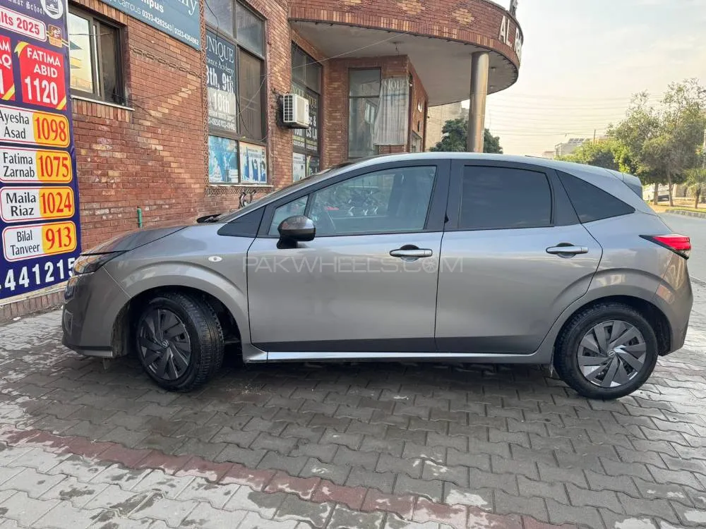 Nissan Note 2021 for Sale in Lahore Image-1