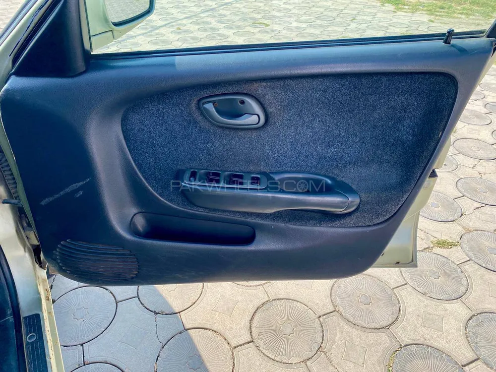 Suzuki Baleno 2001 for Sale in Chakwal Suzuki Baleno 2001 for Sale in Chakwal Image-14