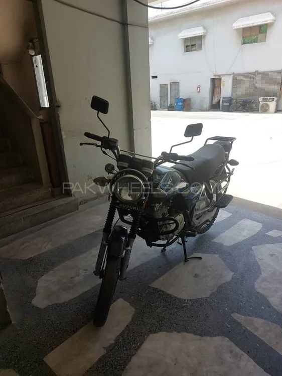 Suzuki GS 150 SE 2018 for Sale Suzuki GS 150 SE 2018 for Sale Image-4