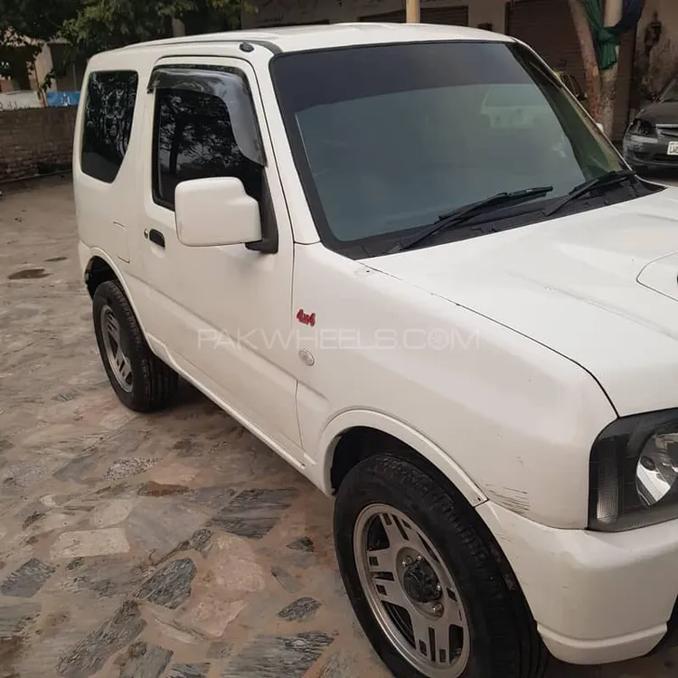 Suzuki Jimny 2013 for Sale in Peshawar Suzuki Jimny 2013 for Sale in Peshawar Image-11
