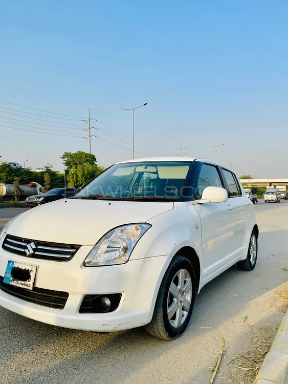 Suzuki Swift 2021 for Sale in Islamabad Image-1
