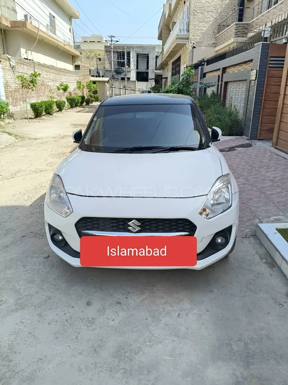 Suzuki Swift 2022 for Sale in Multan Suzuki Swift 2022 for Sale in Multan Image-2