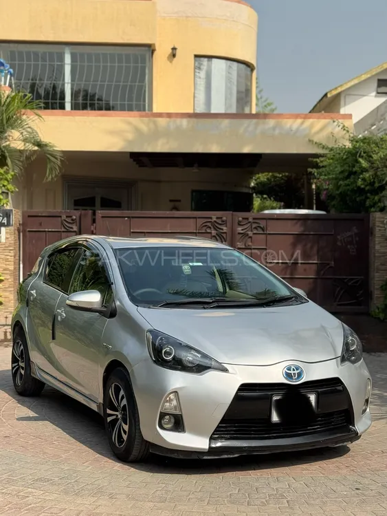Toyota Aqua 2012 for Sale in Lahore Image-1