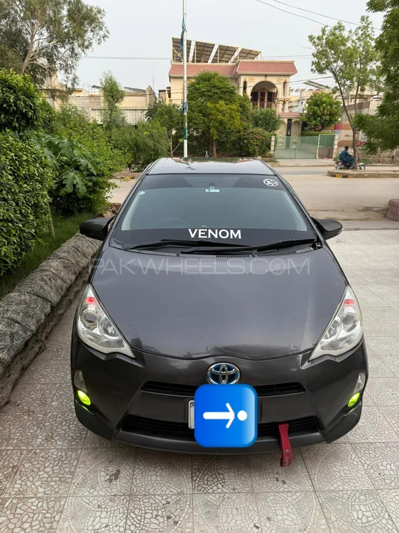 Toyota Aqua 2014 for Sale in Hyderabad Image-1