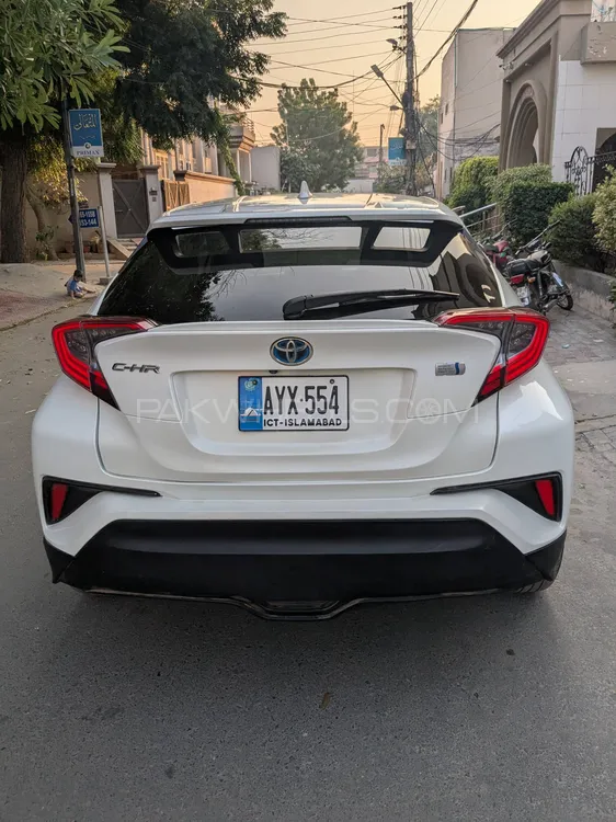 ٹویوٹا سی-ایچ آر 2018 for Sale in فیصل آباد ٹویوٹا سی-ایچ آر 2018 for Sale in فیصل آباد Image-4