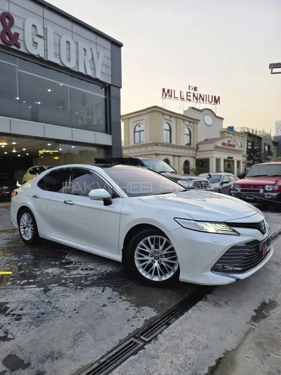 Toyota Camry 2018 for Sale in Islamabad Toyota Camry 2018 for Sale in Islamabad Image-7