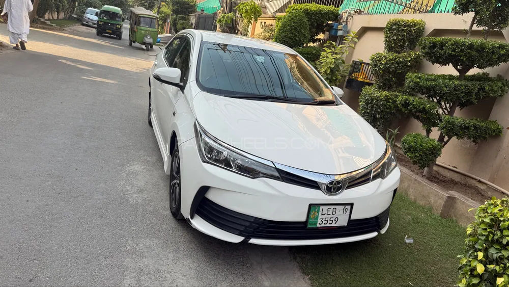 Toyota Corolla 2018 for Sale in Lahore Image-1