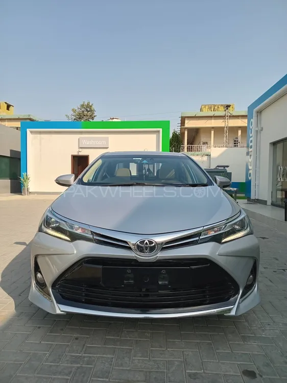 Toyota Corolla 2018 for Sale in Islamabad Image-1