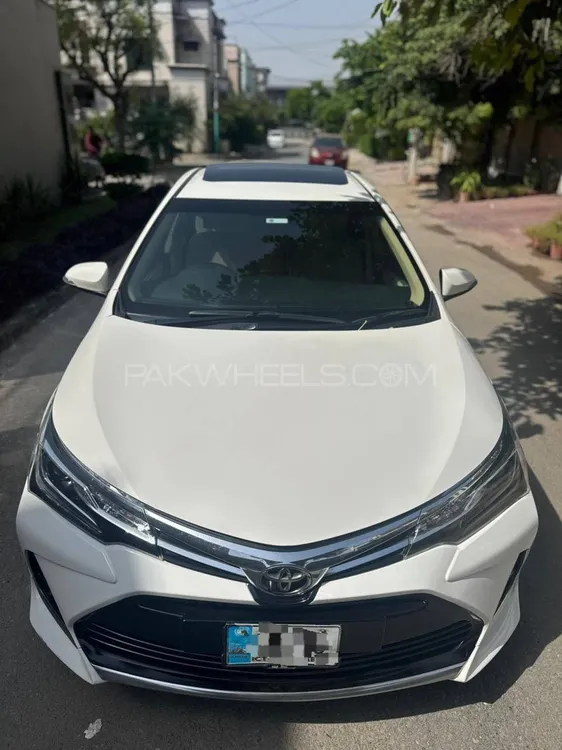 Toyota Corolla 2019 for Sale in Faisalabad Image-1