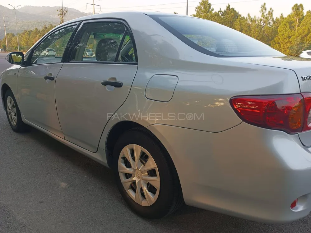 Toyota Corolla 2010 for Sale in Islamabad Image-1