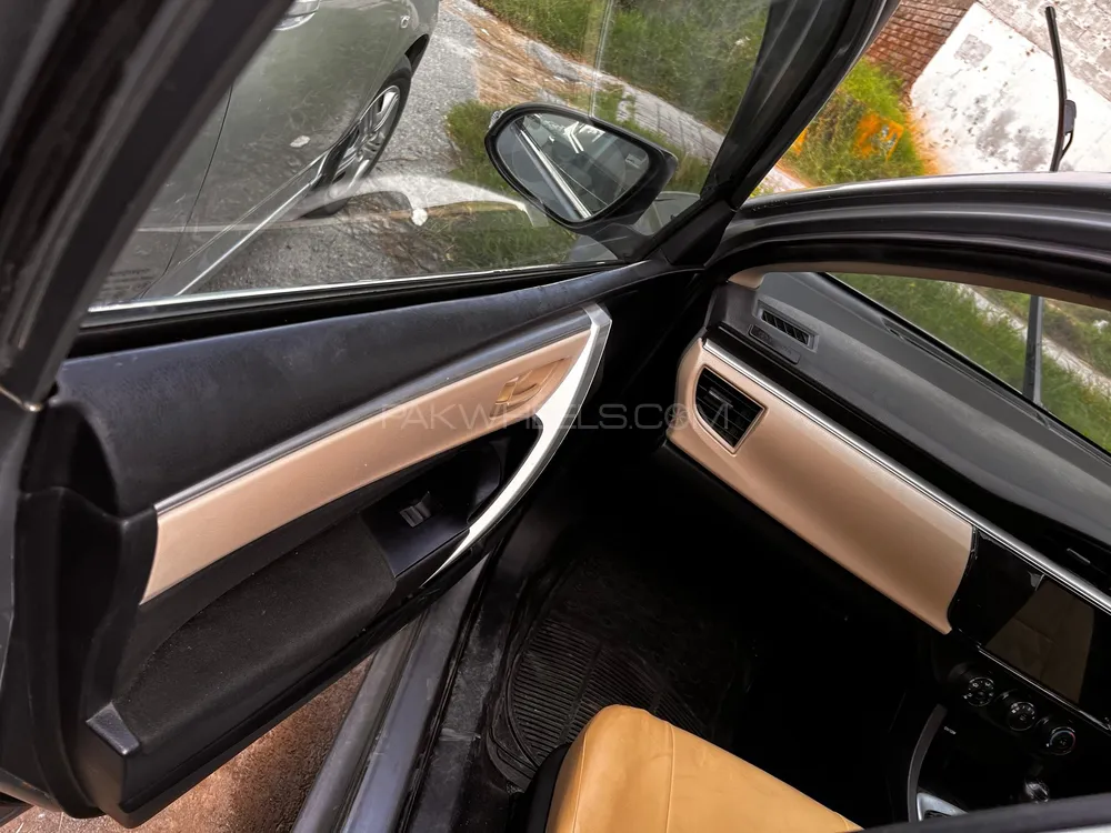 Toyota Corolla 2015 for Sale in Islamabad Toyota Corolla 2015 for Sale in Islamabad Image-5