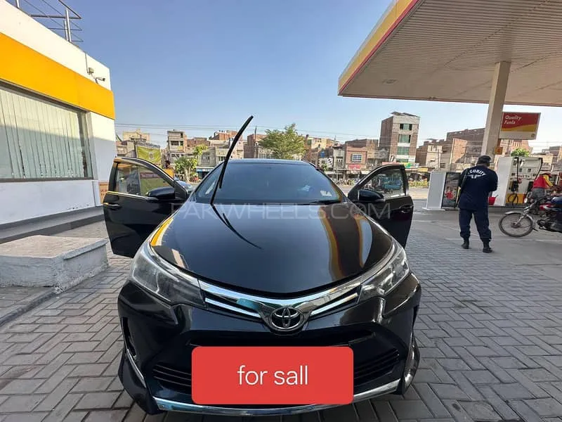 Toyota Corolla 2018 for Sale in Faisalabad Image-1