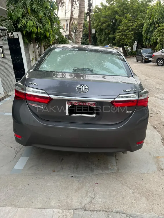 Toyota Corolla 2018 for Sale in Karachi Image-1