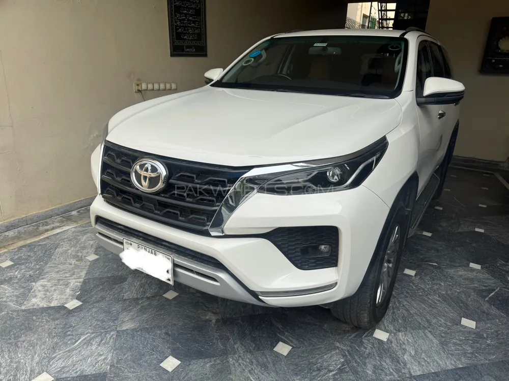 Toyota Fortuner 2021 for Sale in Lahore Image-1
