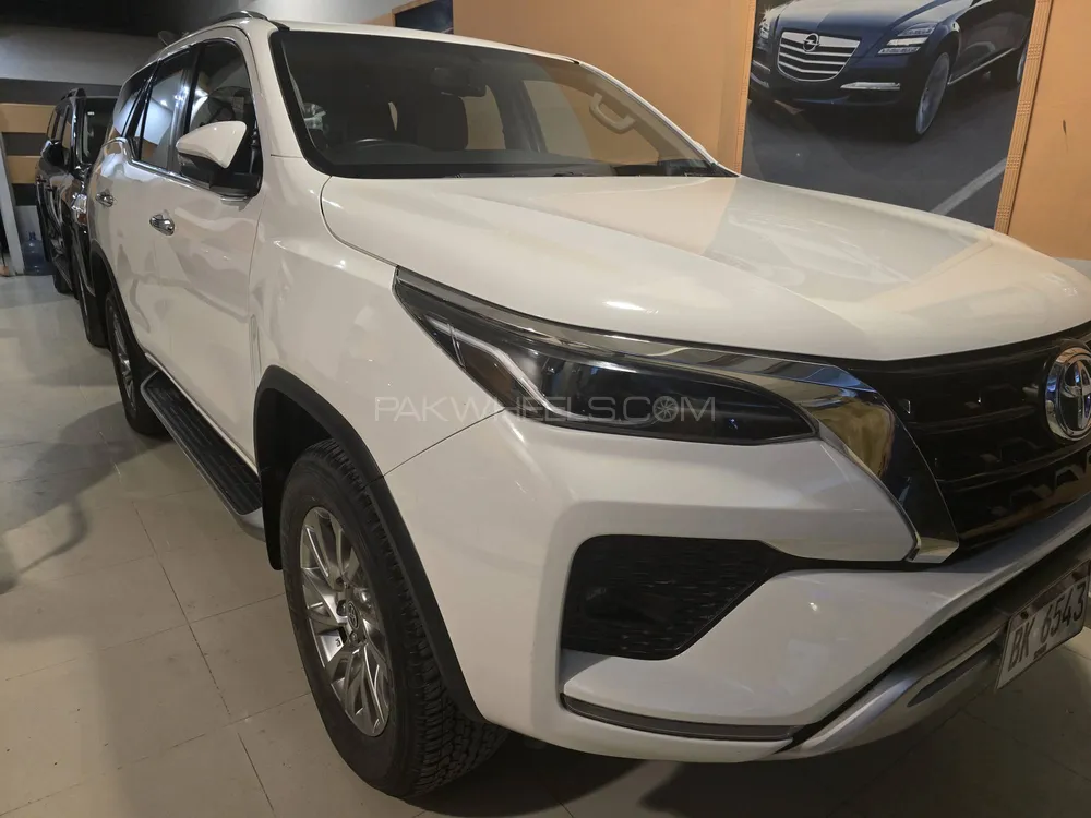 Toyota Fortuner 2022 for Sale in Karachi Image-1