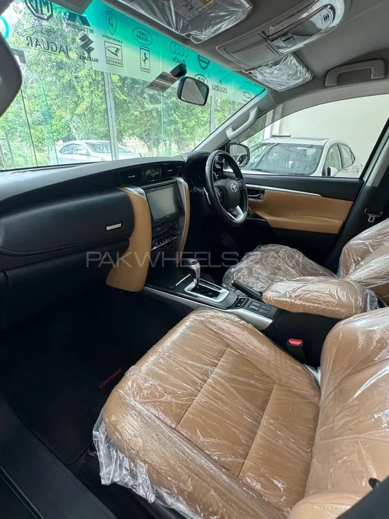 Toyota Fortuner 2018 for Sale in Faisalabad Toyota Fortuner 2018 for Sale in Faisalabad Image-14