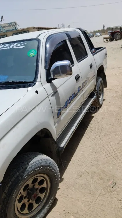 Toyota Hilux 2001 for Sale in Sukkur Image-1