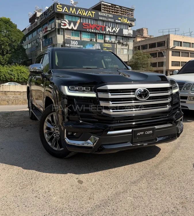 Toyota Land Cruiser 2023 for Sale in Islamabad Image-1