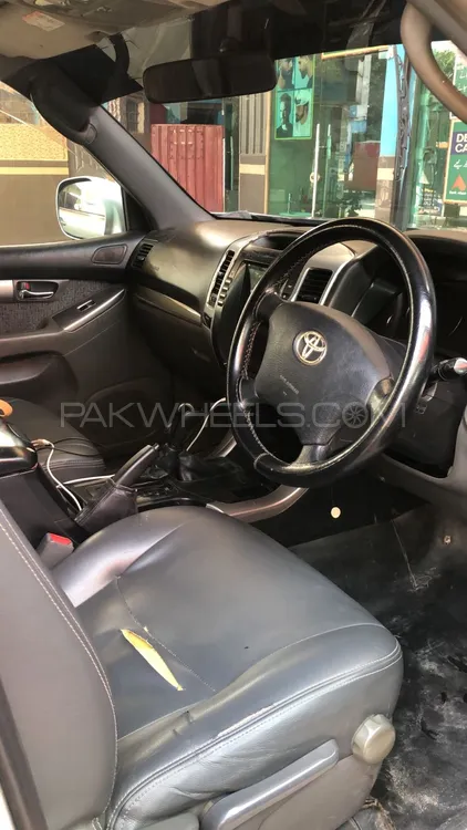 Toyota Prado 2004 for Sale in Lahore Toyota Prado 2004 for Sale in Lahore Image-9