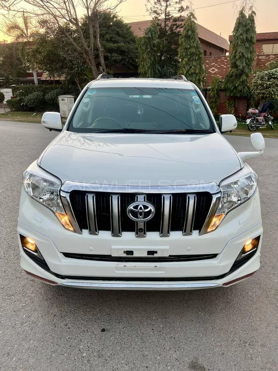 Toyota Prado 2010 for Sale in Lahore Image-1