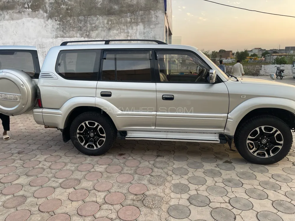 Toyota Prado 2000 for Sale in Chakwal Toyota Prado 2000 for Sale in Chakwal Image-8