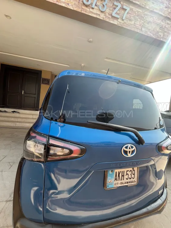 Toyota Sienta 2016 for Sale in Rawalpindi Toyota Sienta 2016 for Sale in Rawalpindi Image-4