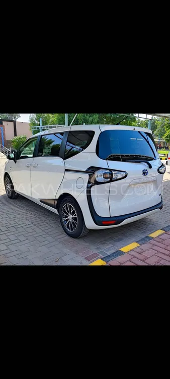 ٹویوٹا سینٹا 2017 for Sale in کراچی ٹویوٹا سینٹا 2017 for Sale in کراچی Image-6