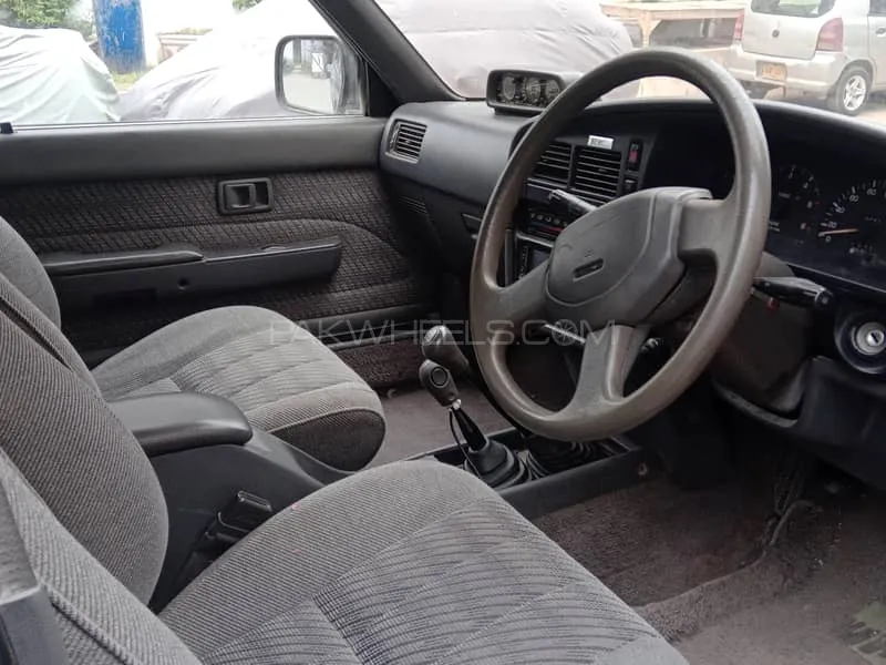 Toyota Surf 1990 for Sale in Karachi Toyota Surf 1990 for Sale in Karachi Image-9