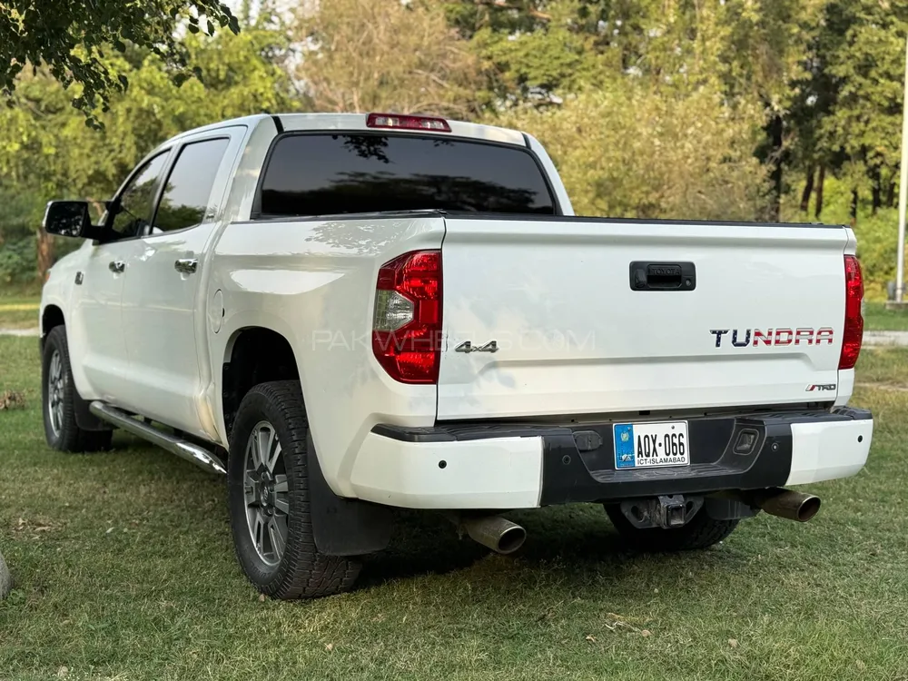 Toyota Tundra 2017 for Sale in Islamabad Toyota Tundra 2017 for Sale in Islamabad Image-3