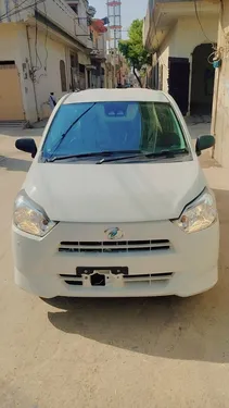 Daihatsu Mira L 2023