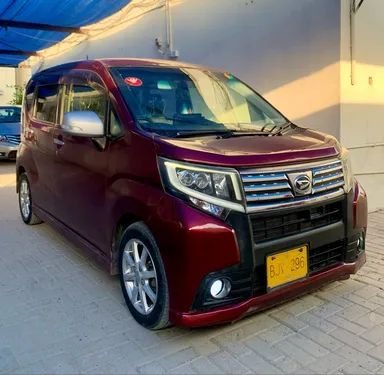 Daihatsu Move Custom X VS Smart Selection  2014