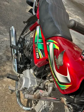 Honda CD 70 2022