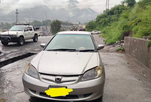 Honda Civic EXi 2005