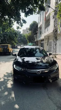 Honda Civic Oriel 1.8 i-VTEC CVT 2017