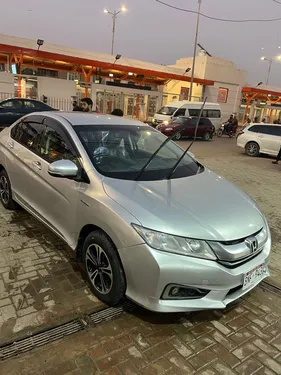 Honda Grace Hybrid DX 2015