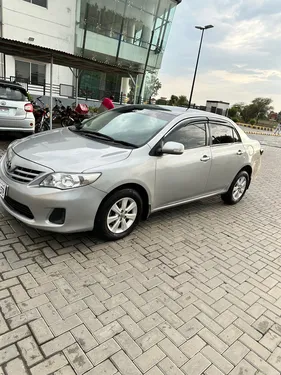 Toyota Corolla GLi 1.3 VVTi 2013