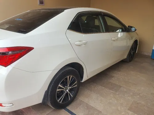 Toyota Corolla GLi Automatic 1.3 VVTi 2015