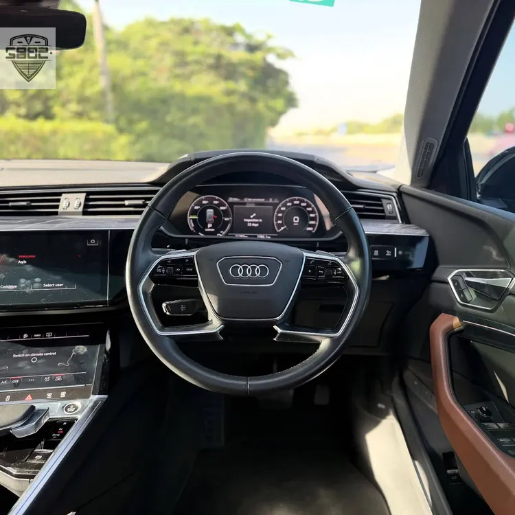 Audi e-tron 2021 for Sale in Lahore Audi e-tron 2021 for Sale in Lahore Image-8